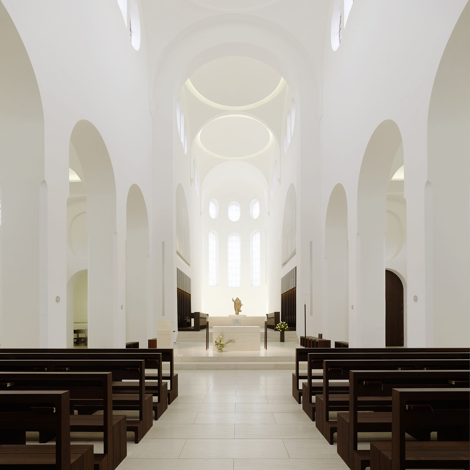 Moritzkirche von John Pawson aufgenommen in Augsburg 2013 Bild 1