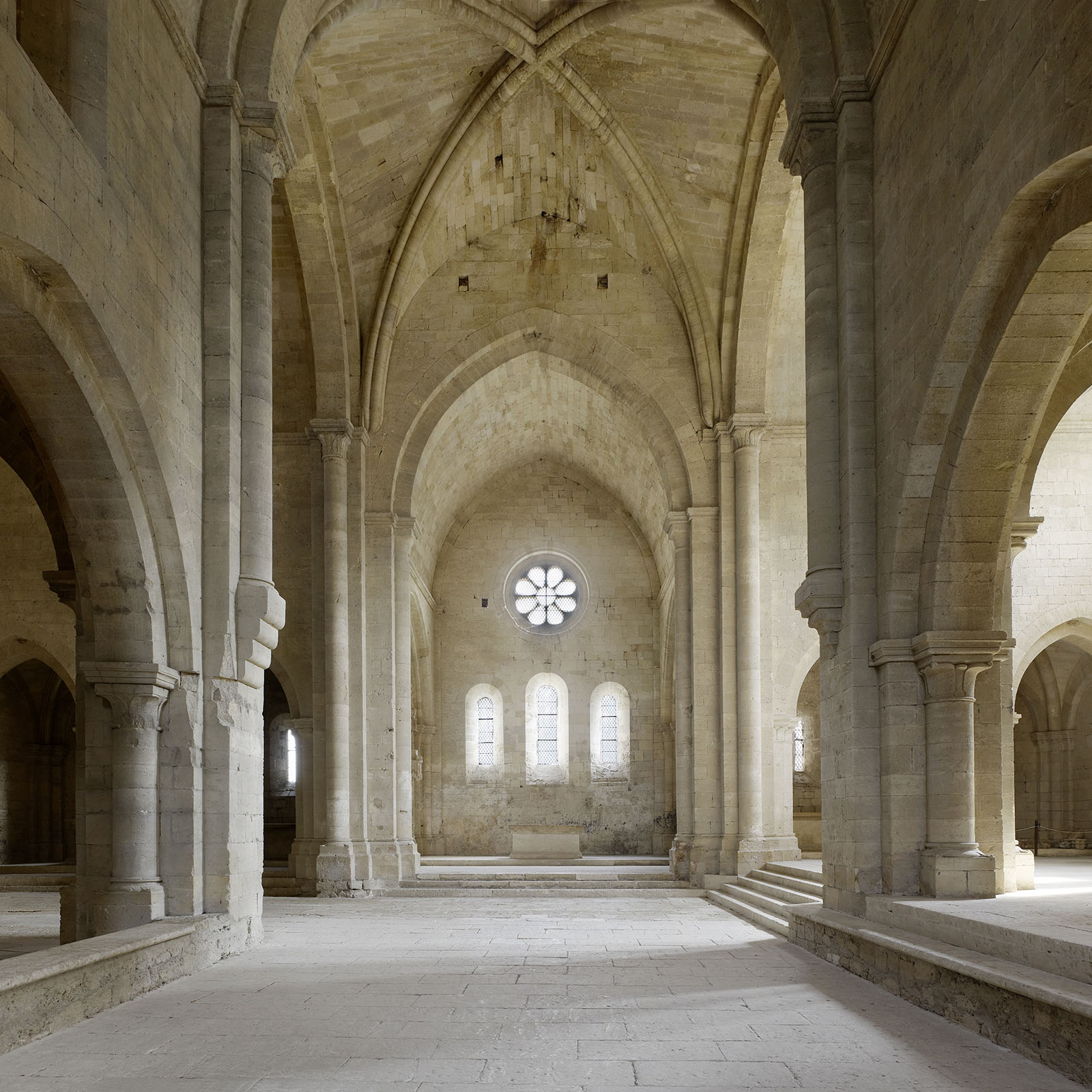 Abbaye de Silvacane aufgenommen in La Roque-d'Anthéron 2014 Bild 2