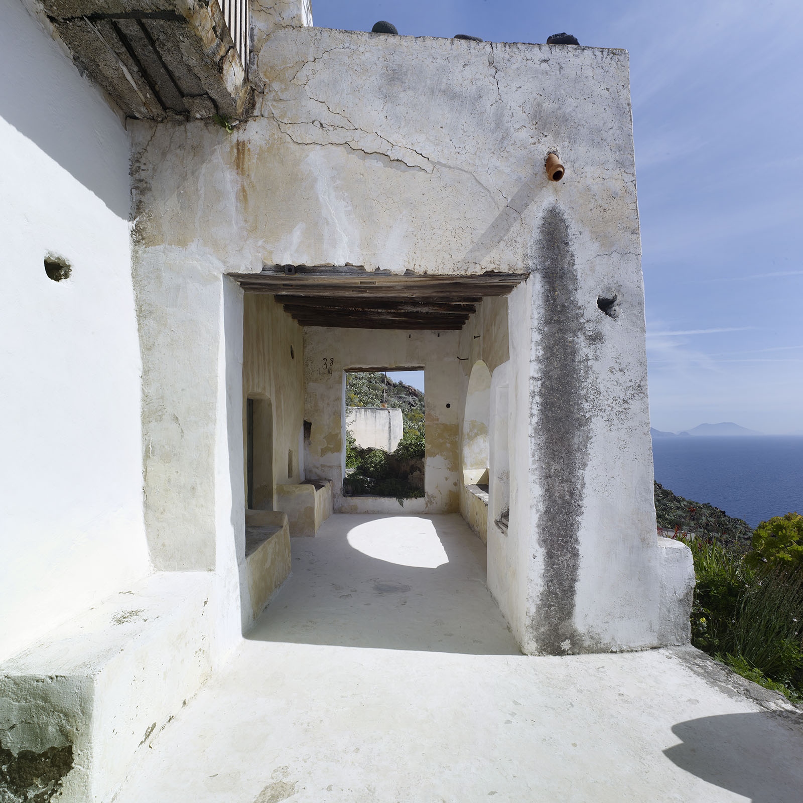 Haus UO von  aufgenommen in Alicudi, Liparische Inseln 2016 Bild 2