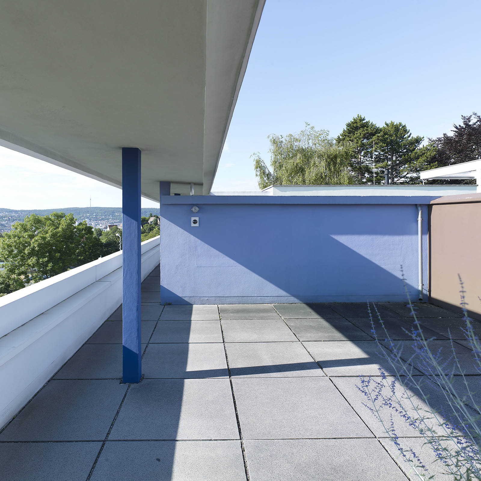 Weissenhofmuseum von Le Corbusier-Doppelhaus aufgenommen in Stuttgart 2021 Bild 4